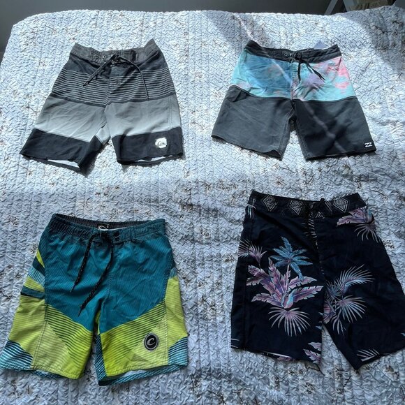 Set of 4 Swimming Shorts – Sizes Vary - Picture 1 of 1